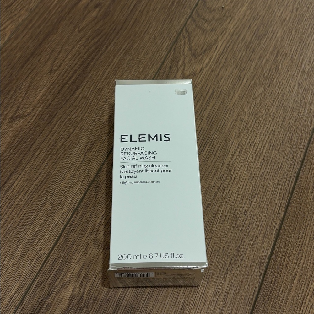 ELEMIS Dynamic Resurfacing Facial Wash - Cream